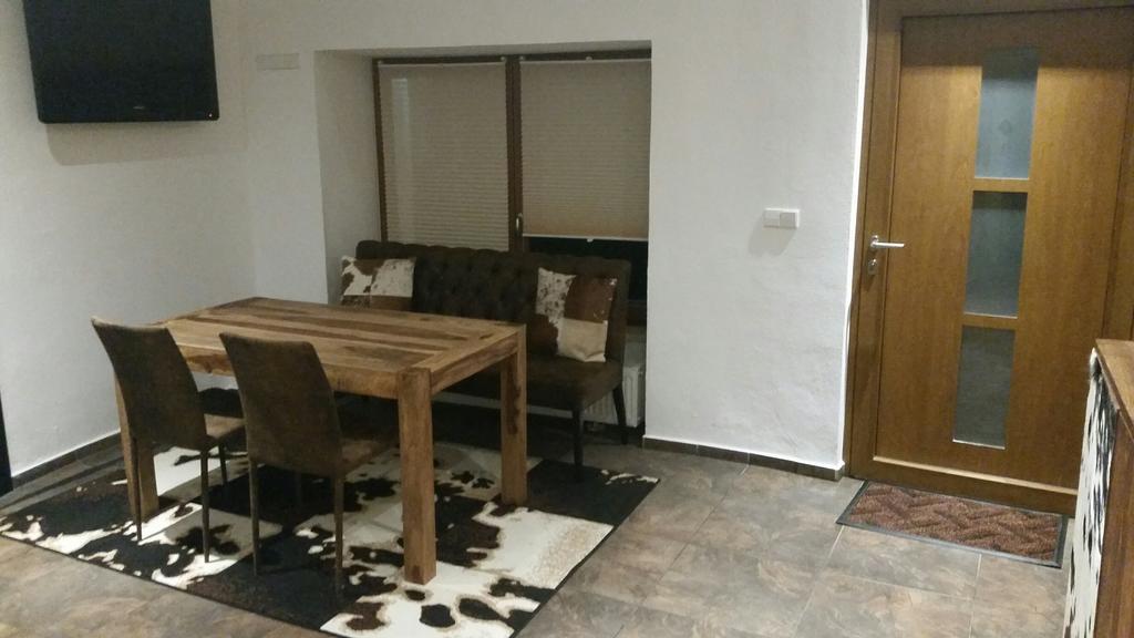 盖斯特豪弗克恩贝格酒店 因泽尔 外观 照片