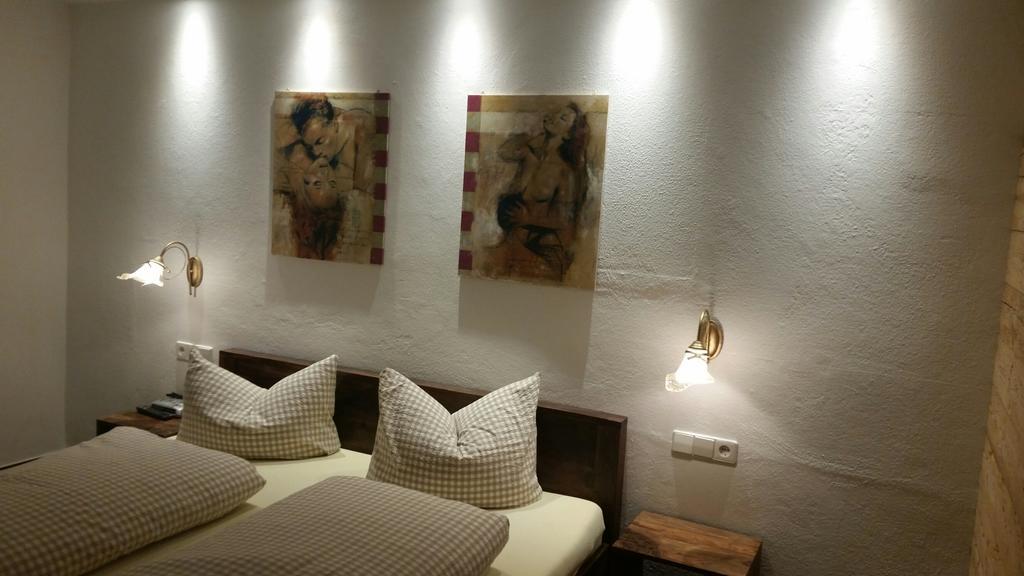 盖斯特豪弗克恩贝格酒店 因泽尔 外观 照片